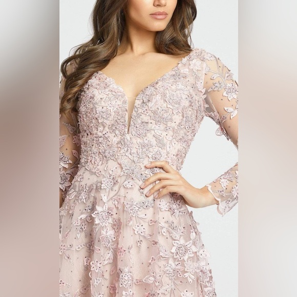 Mac Duggal Pink Floral Applique Long Sleeve Illusion Gown Dress Size 8 NWT - Picture 12 of 15
